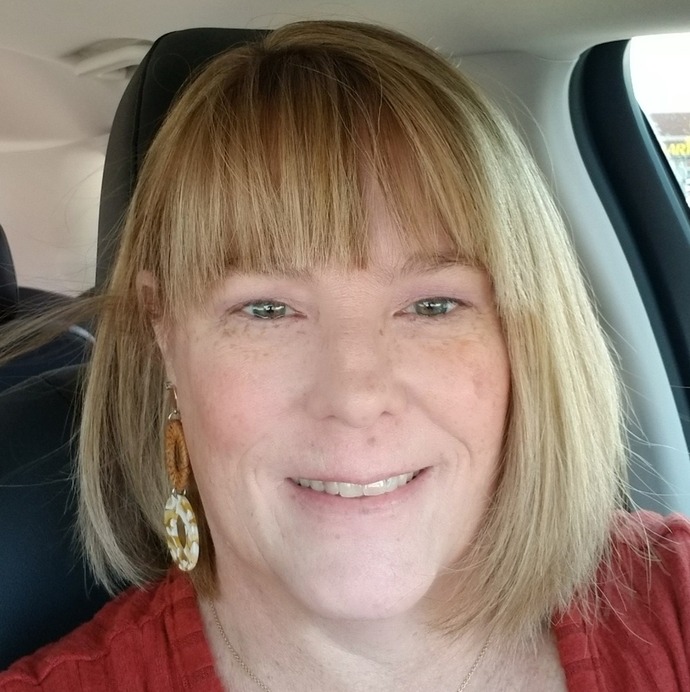 Meet your Posher, Gina